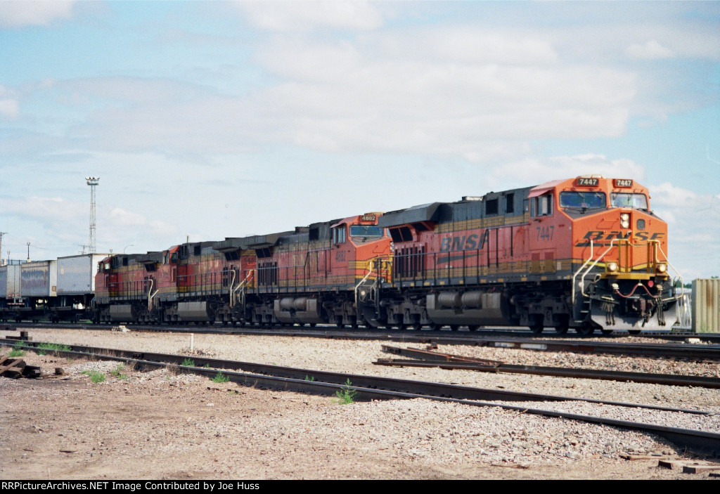 BNSF 7447 East